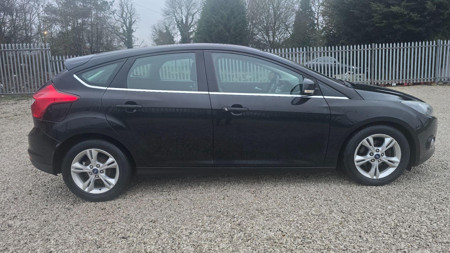 Used Ford Focus for sale - 77511434: Photo 2