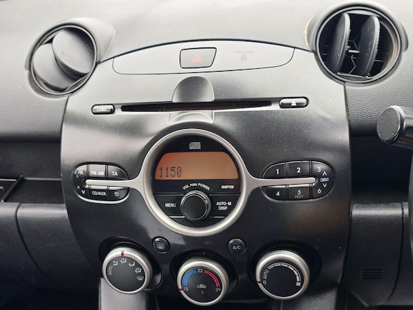 Used Mazda Mazda2 2009 for sale - 75657210: Photo 17