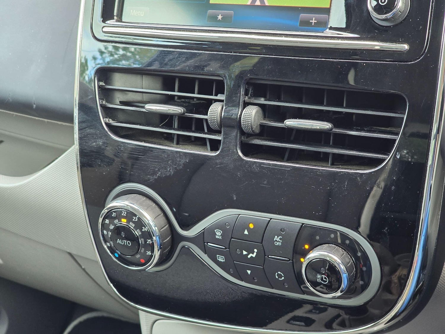 Used Renault Zoe for sale - 76989952: Photo 20