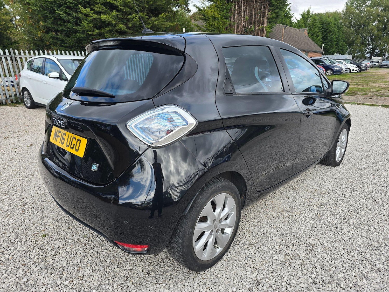 Used Renault Zoe for sale - 76989952: Photo 3