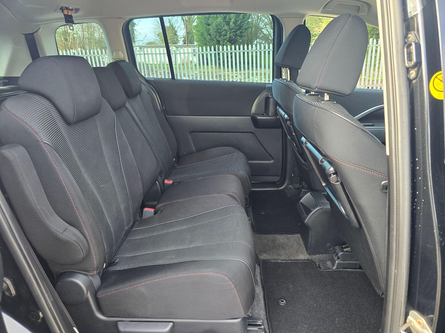 Used Mazda Mazda5 2013 for sale - 77709905: Photo 16