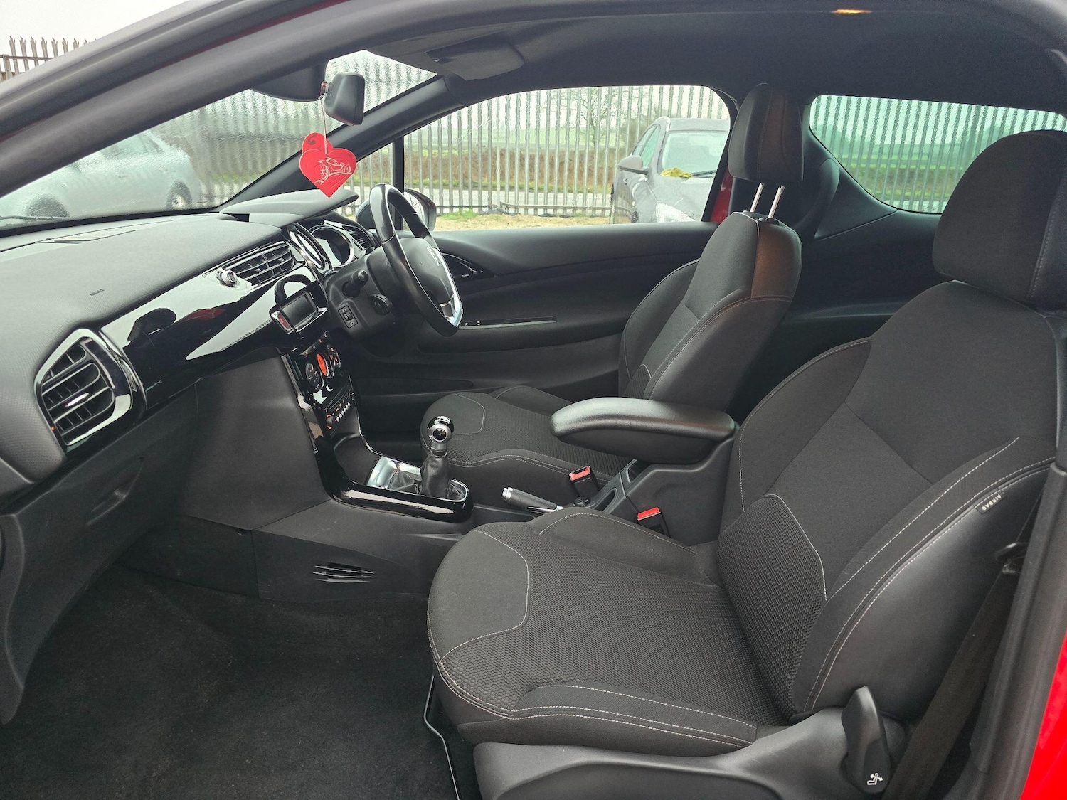 Used Citroen DS3 2012 for sale - 77253832: Photo 16