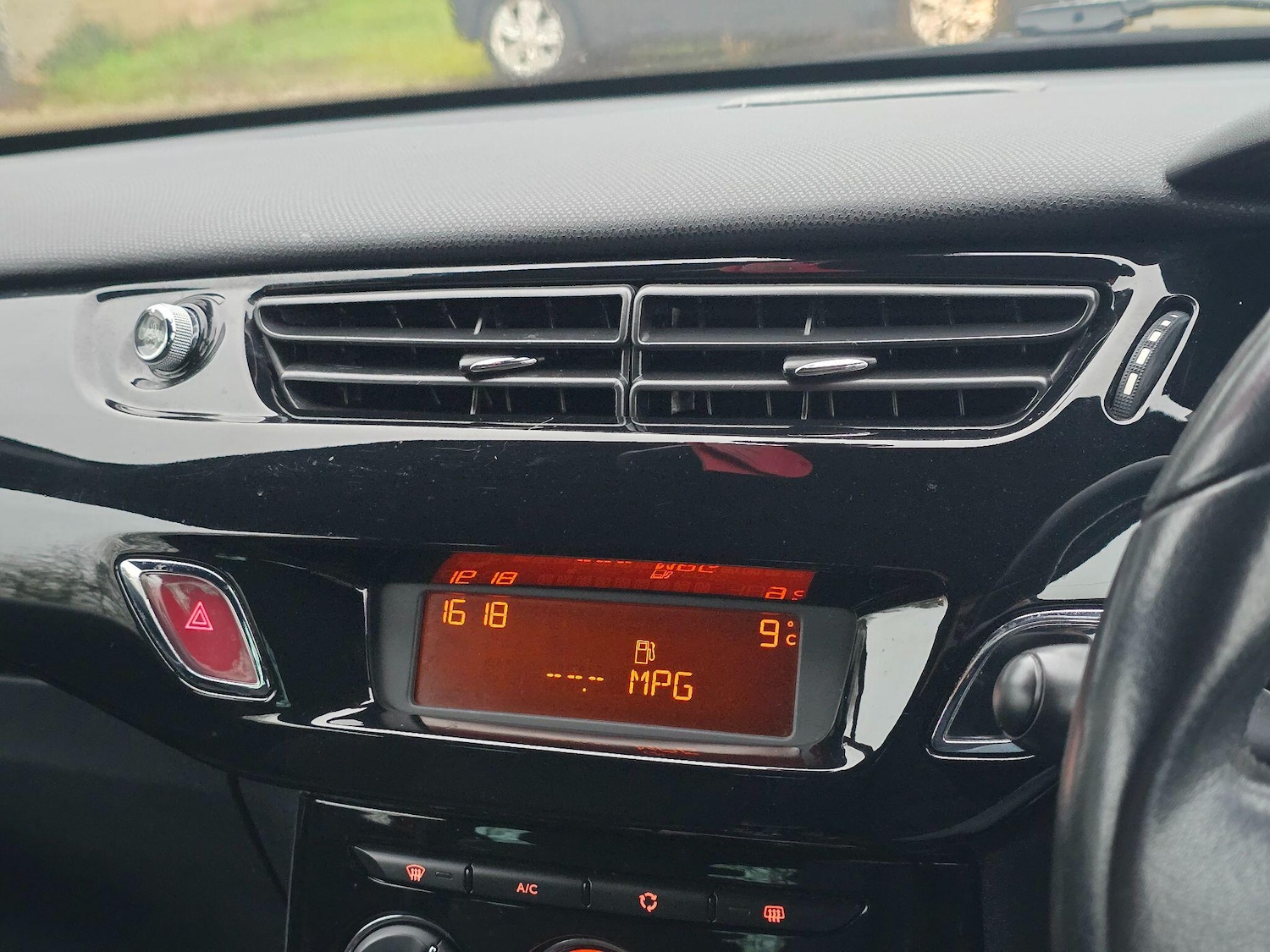 Used Citroen DS3 2012 for sale - 77253832: Photo 21