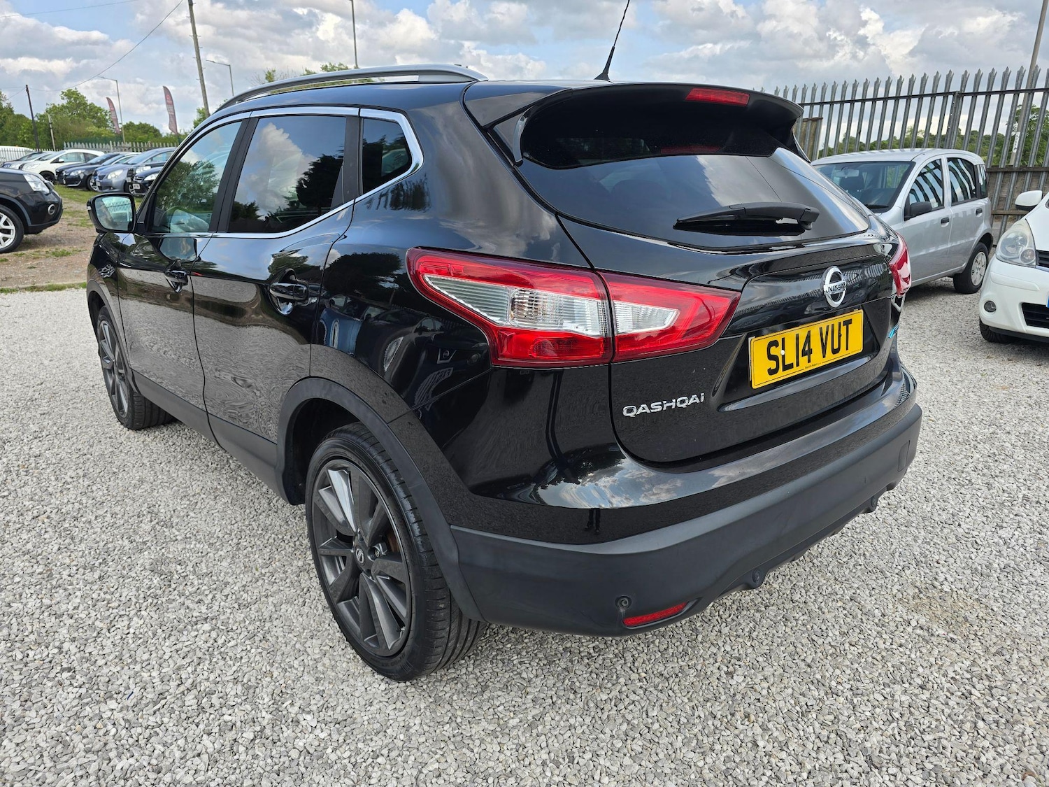 Used Nissan Qashqai 2014 for sale - 76987885: Photo 6