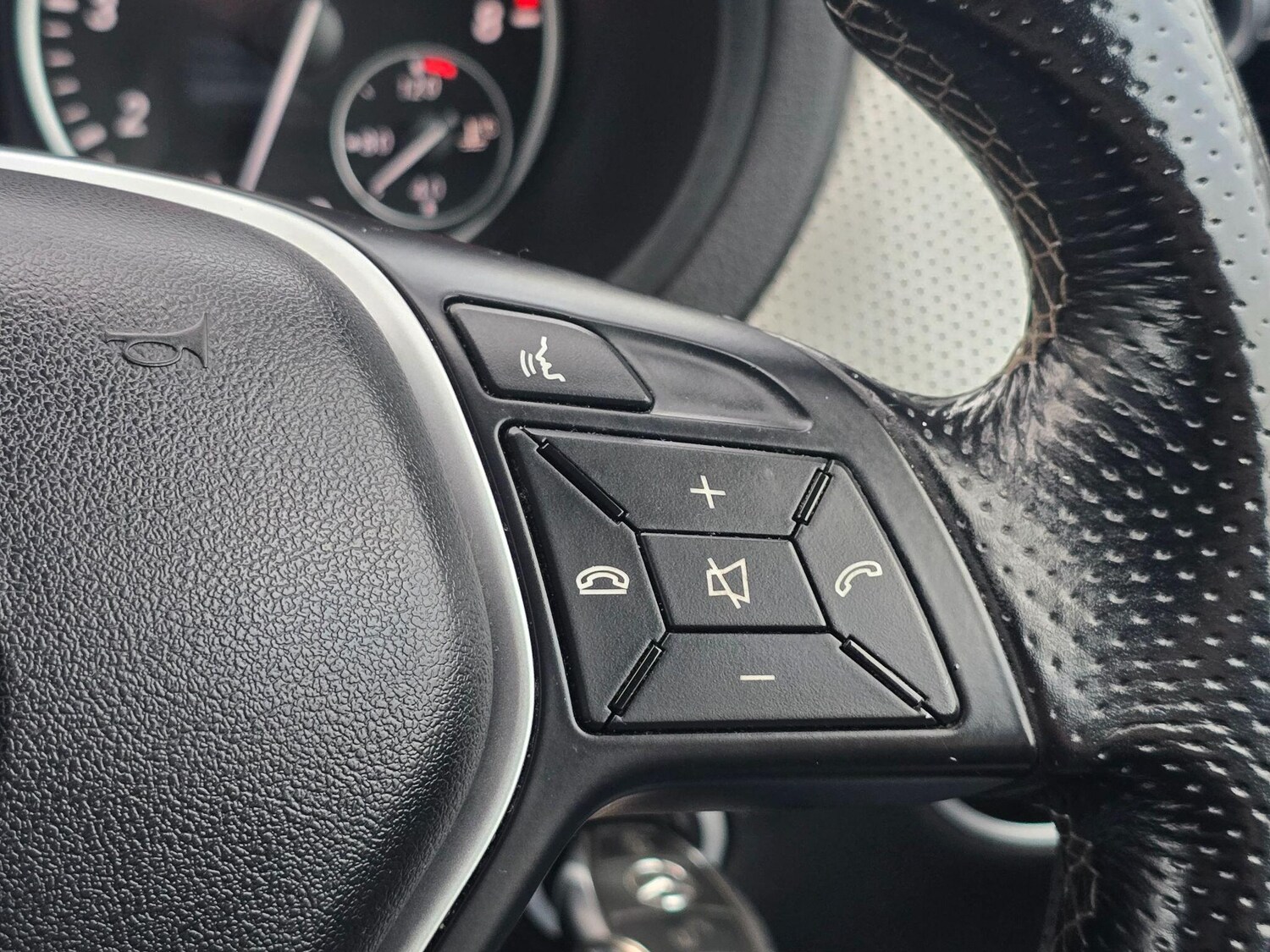 Used Mercedes-Benz B Class 2012 for sale - 76597439: Photo 24