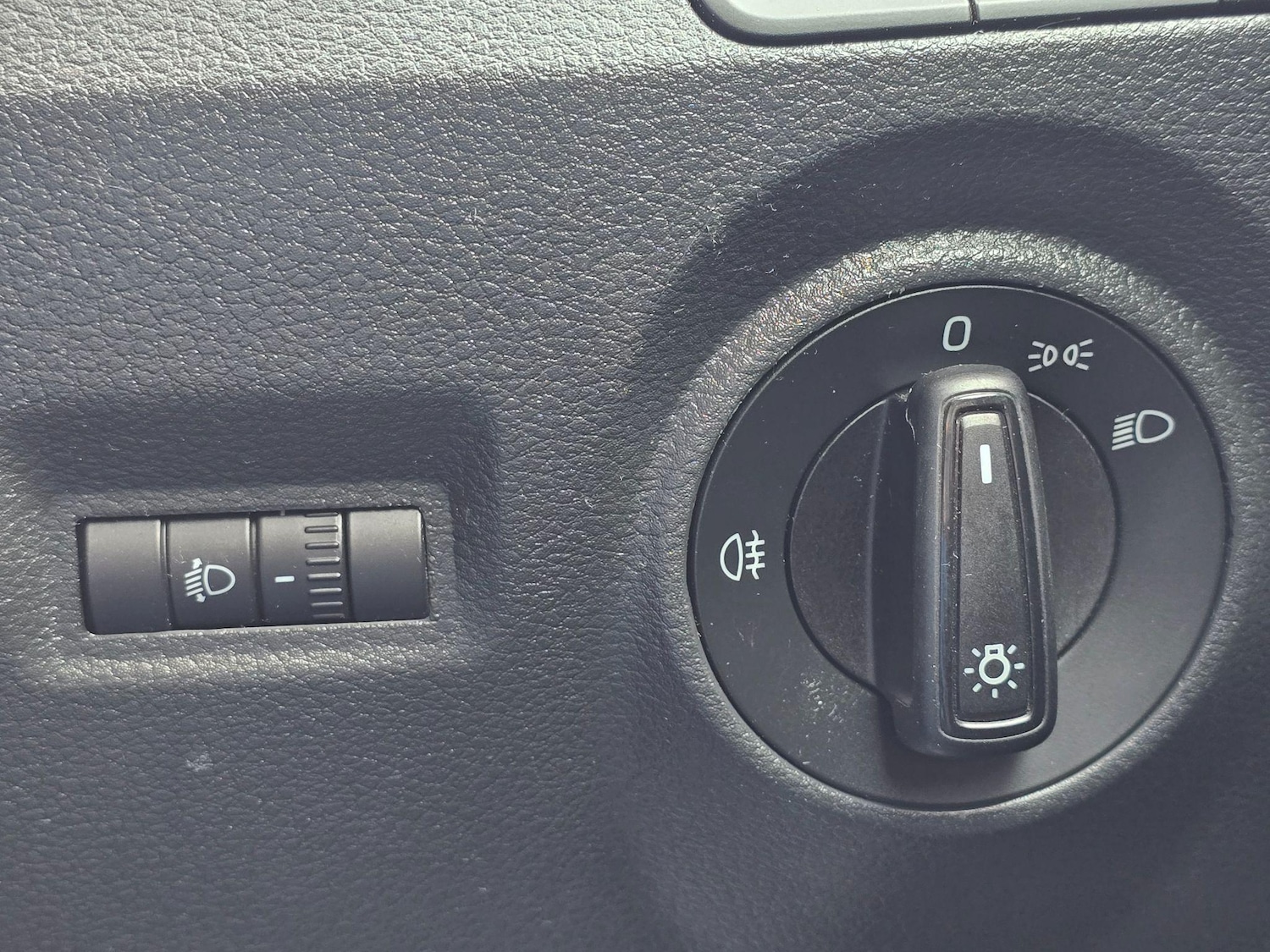 Used Skoda Fabia 2015 for sale - 77248200: Photo 24