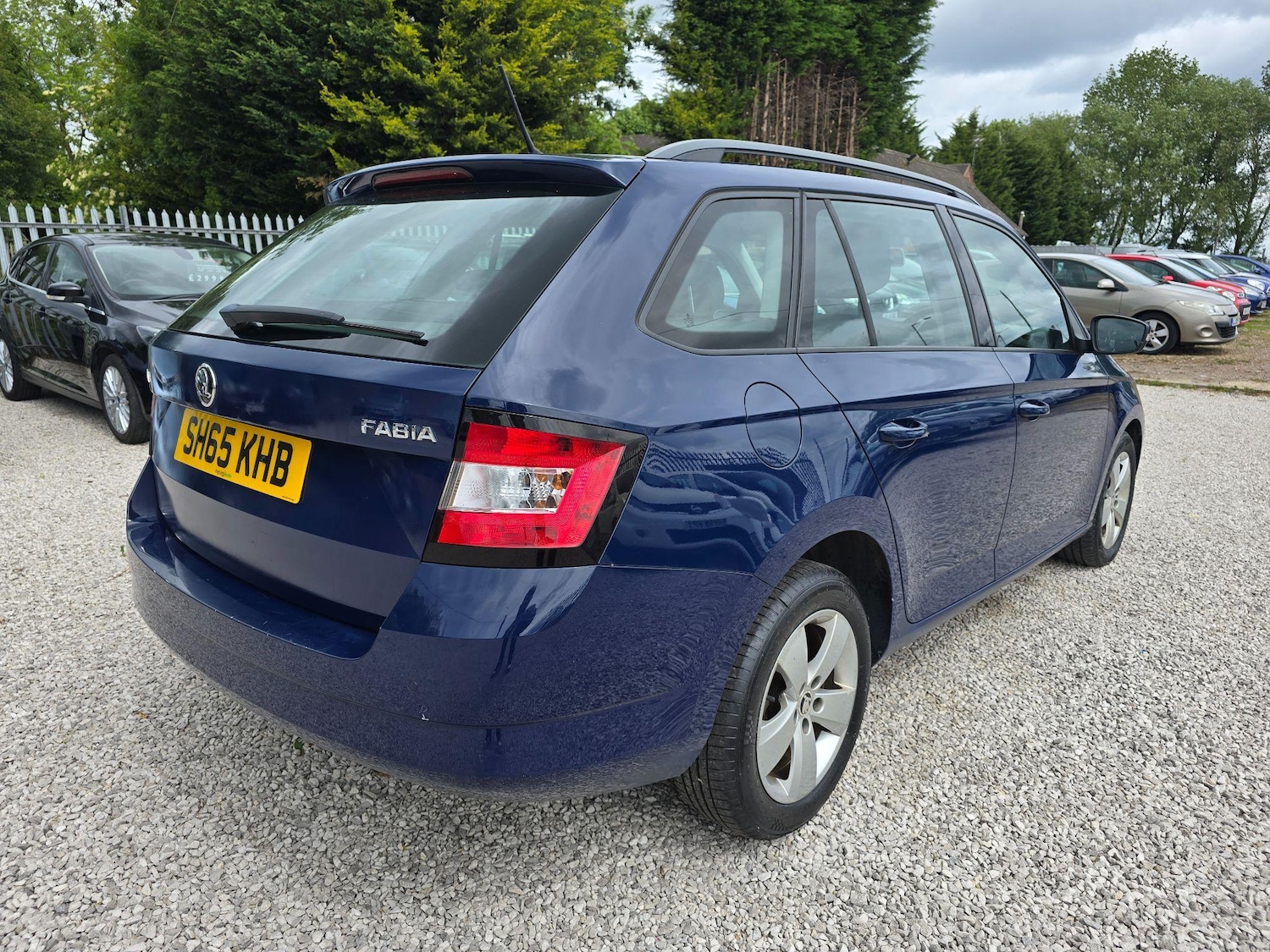Used Skoda Fabia 2015 for sale - 77248200: Photo 3