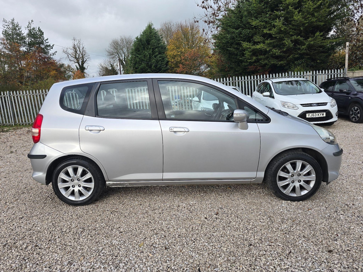 Used Honda Jazz 2007 for sale - 76522180: Photo 2
