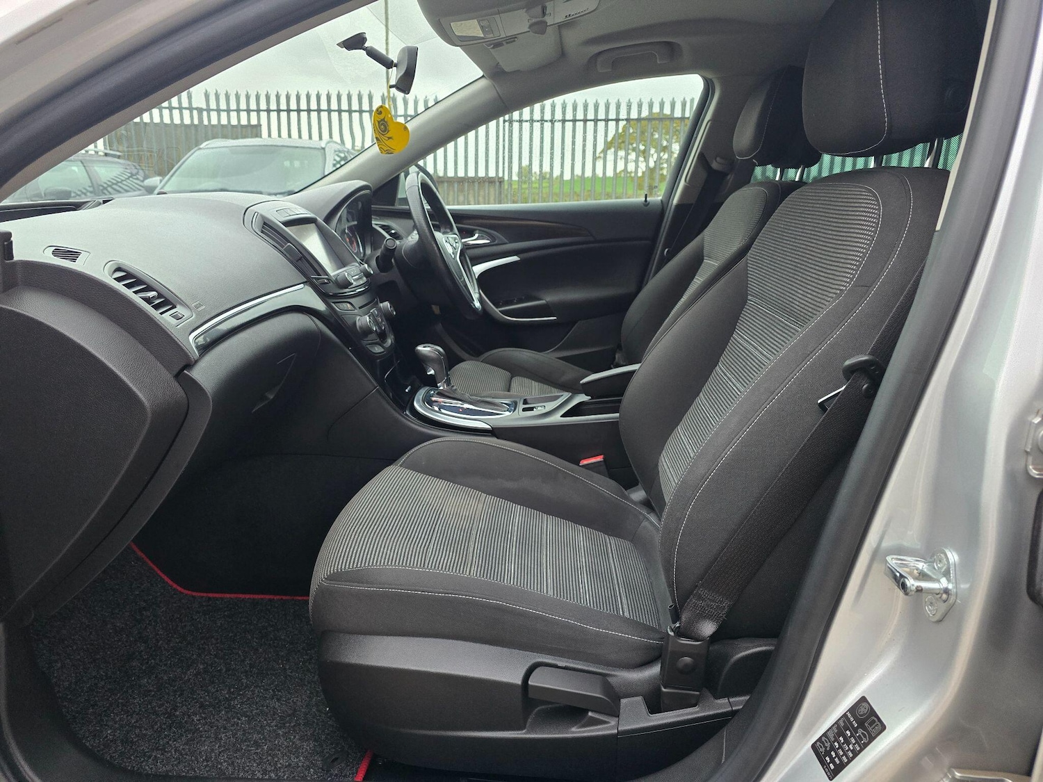 Used Vauxhall Insignia 2015 for sale - 76425182: Photo 12