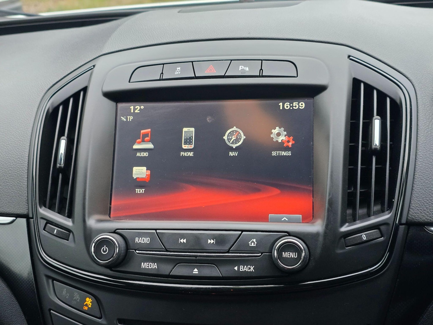 Used Vauxhall Insignia 2015 for sale - 76425182: Photo 18