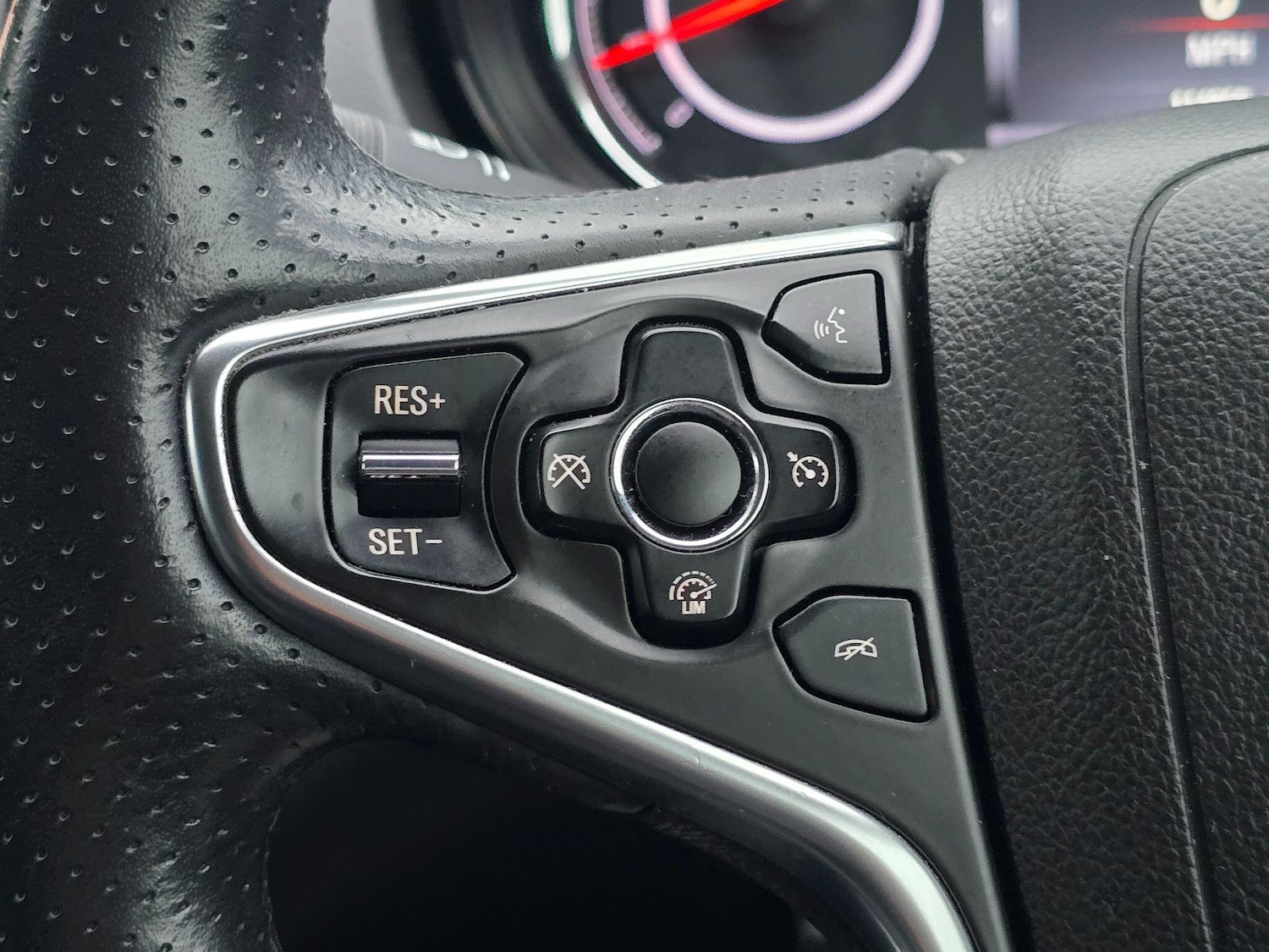 Used Vauxhall Insignia 2015 for sale - 76425182: Photo 21