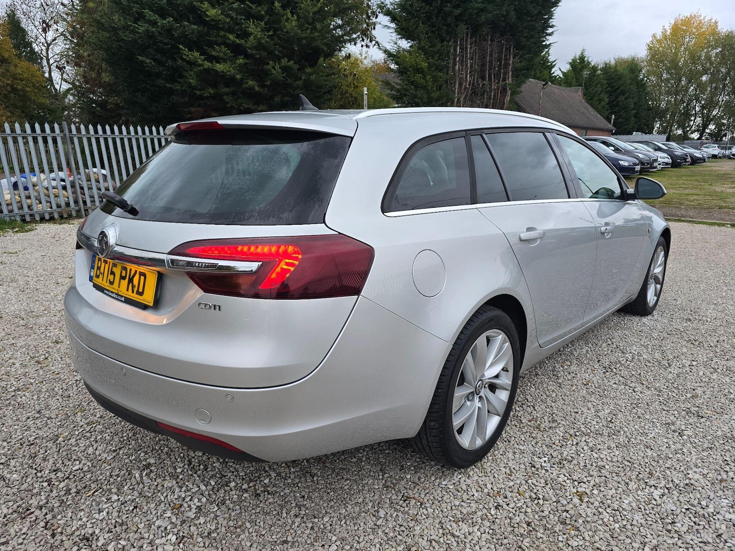 Used Vauxhall Insignia 2015 for sale - 76425182: Photo 3