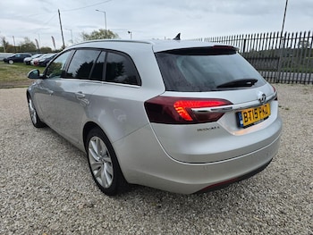 Used Vauxhall Insignia 2015 for sale - 76425182: Photo