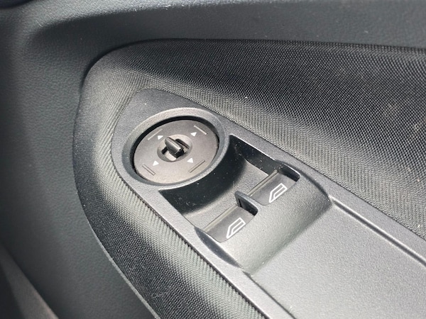Used Ford C-Max 2012 for sale - 75199239: Photo 25