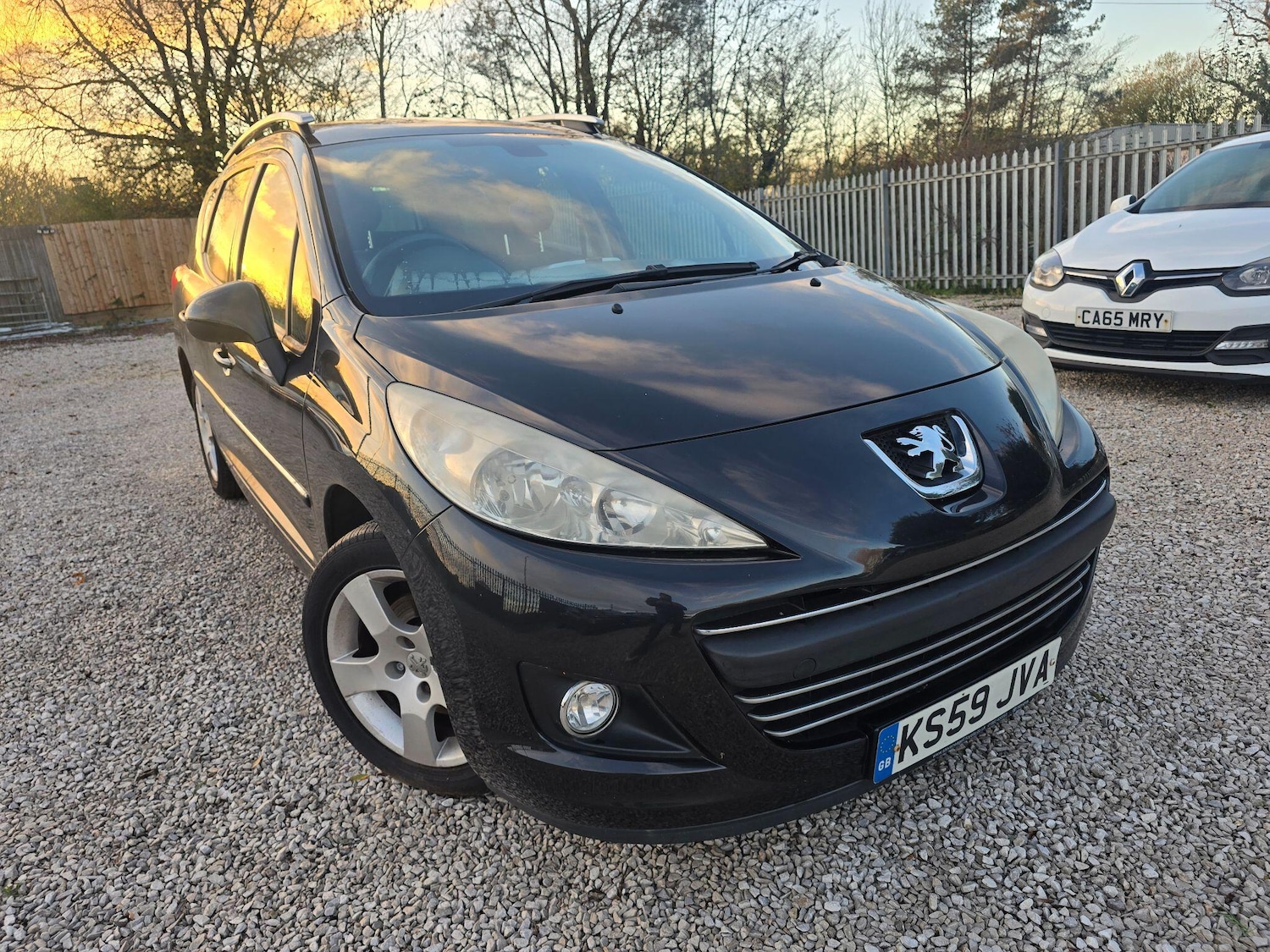 Used Peugeot 207 2010 for sale - 76633972: Photo 1