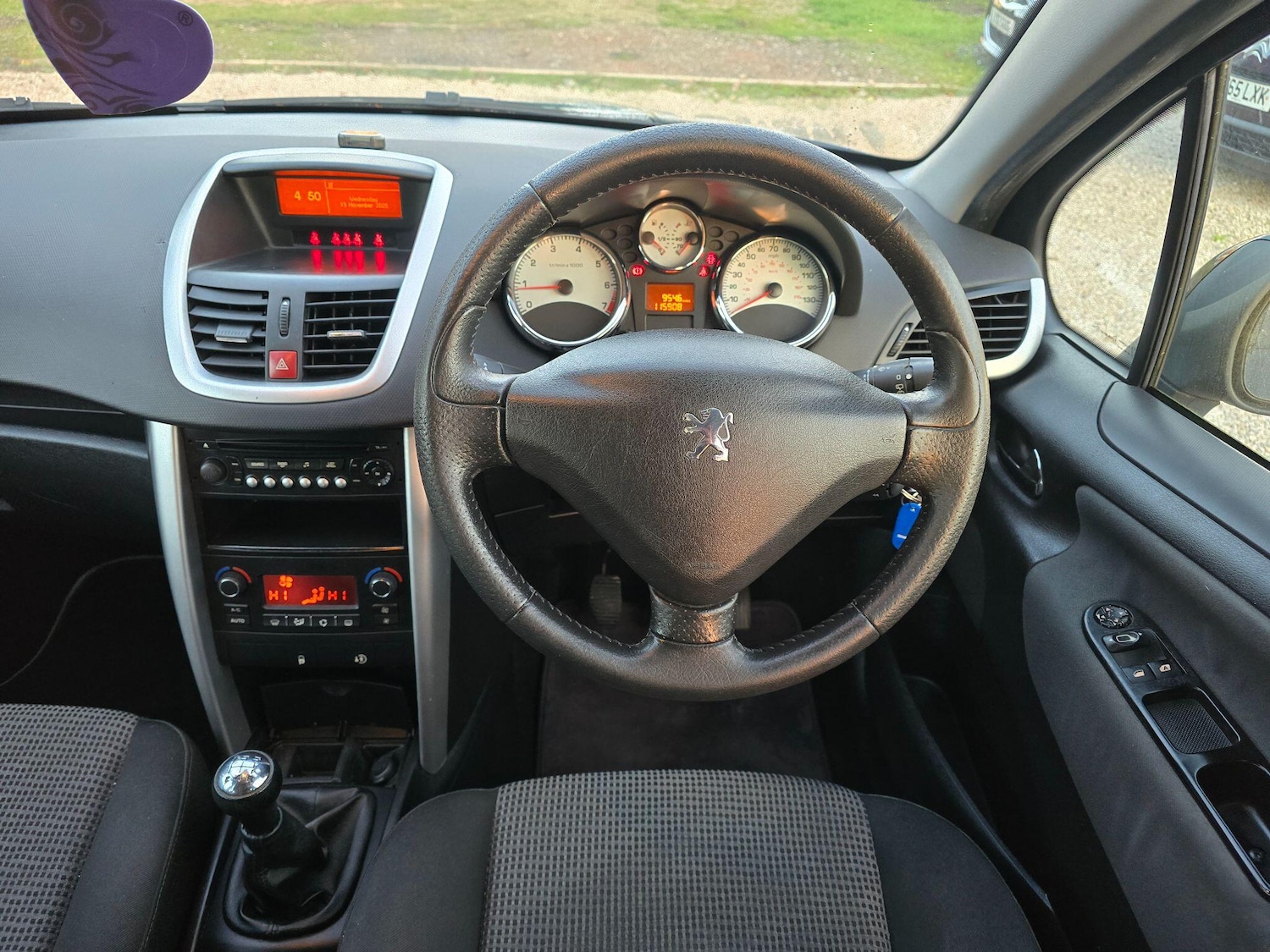 Used Peugeot 207 2010 for sale - 76633972: Photo 16