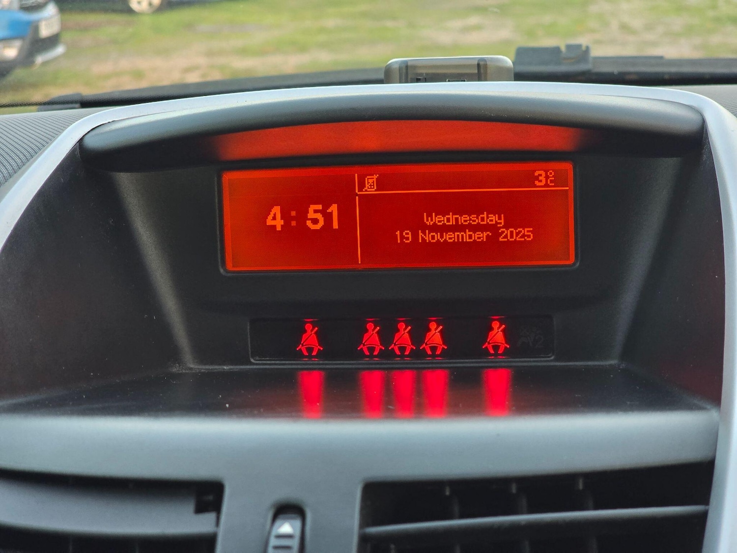 Used Peugeot 207 2010 for sale - 76633972: Photo 18