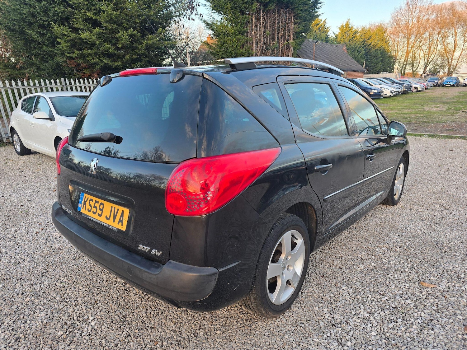 Used Peugeot 207 2010 for sale - 76633972: Photo 3