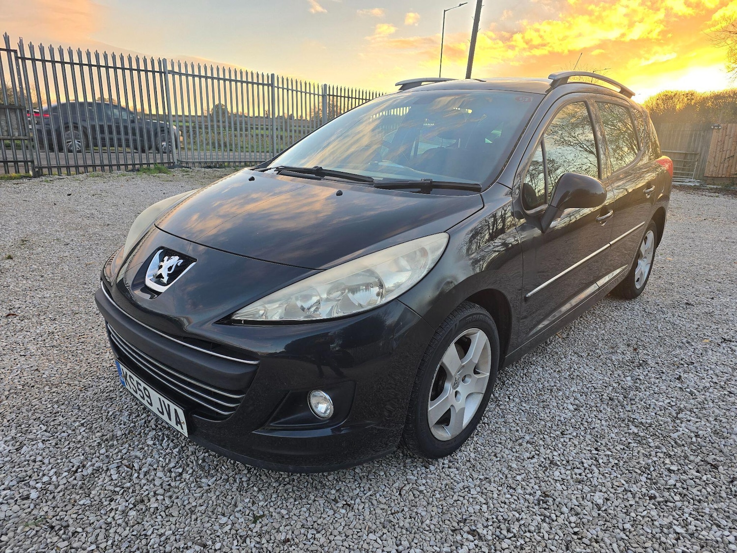 Used Peugeot 207 2010 for sale - 76633972: Photo 7