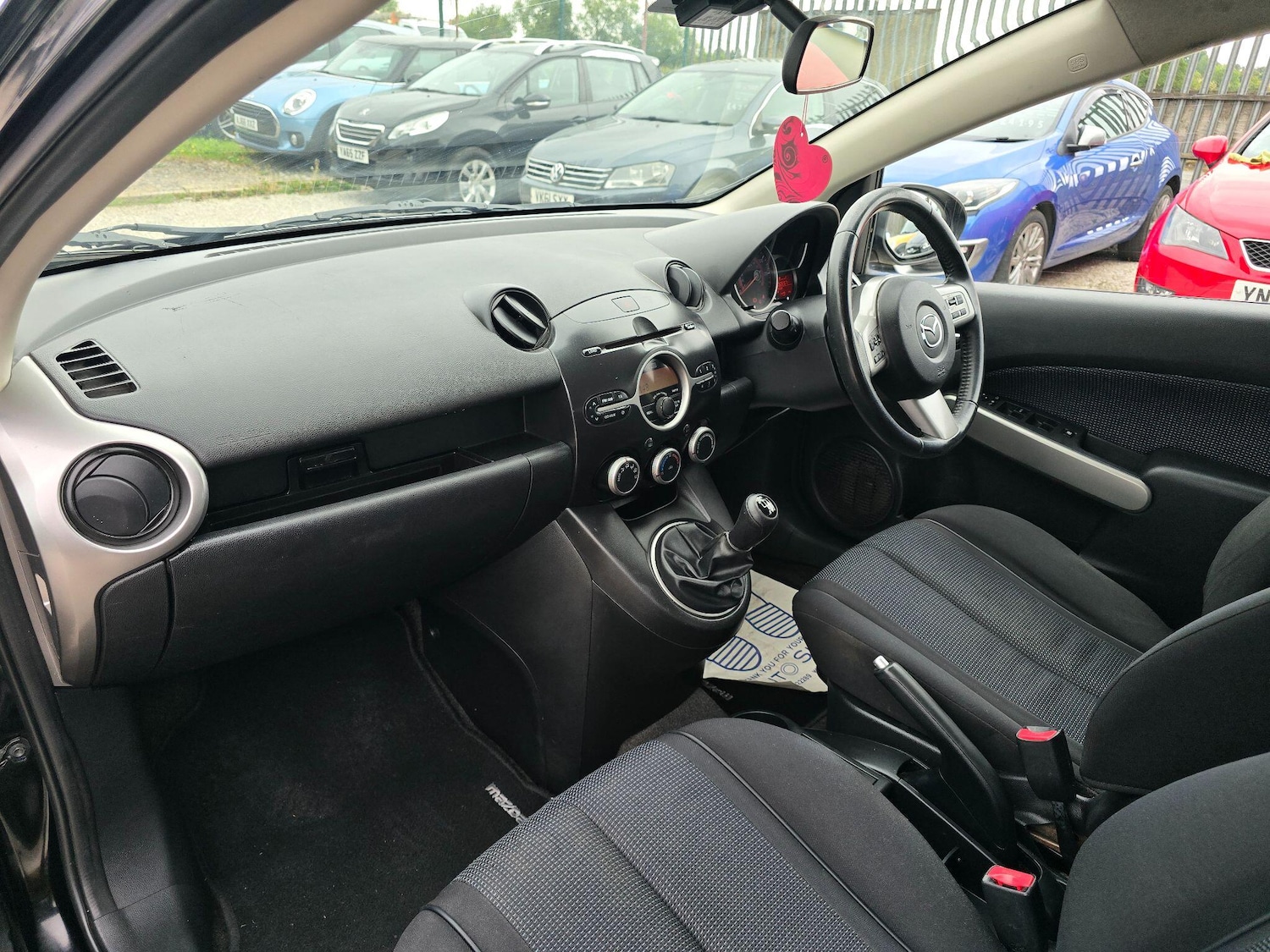 Used Mazda Mazda2 2009 for sale - 76989136: Photo 11