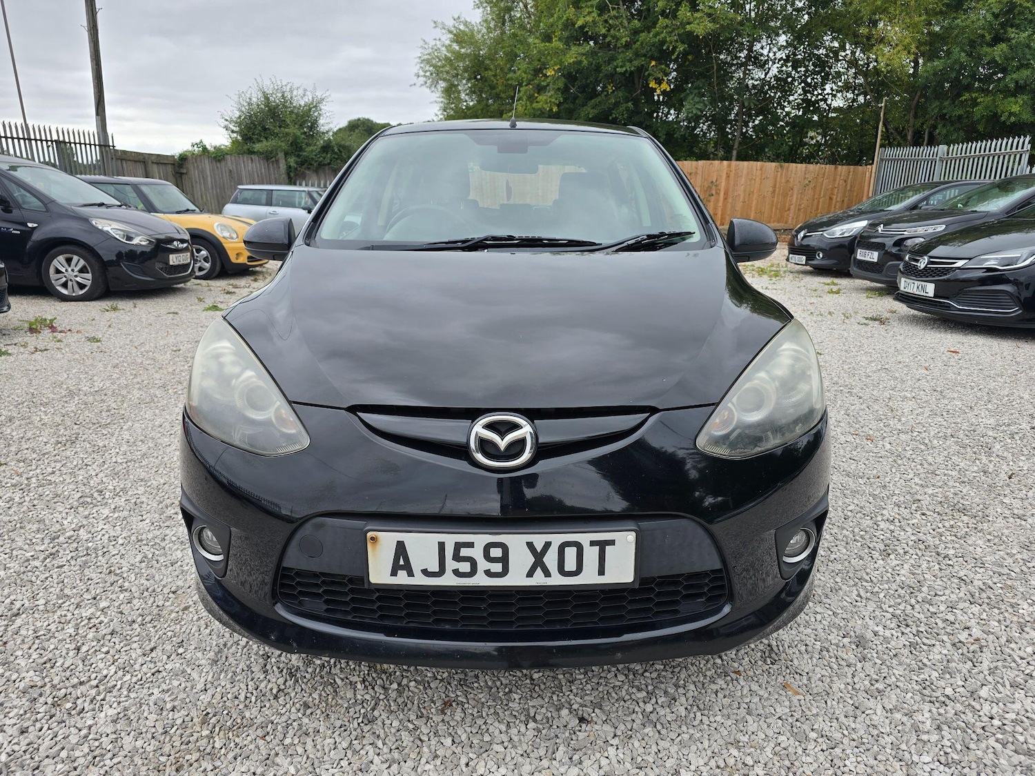 Used Mazda Mazda2 2009 for sale - 76989136: Photo 8