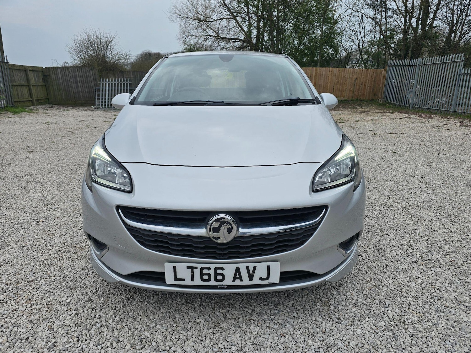 Used Vauxhall Corsa 2016 for sale - 77982547: Photo 9