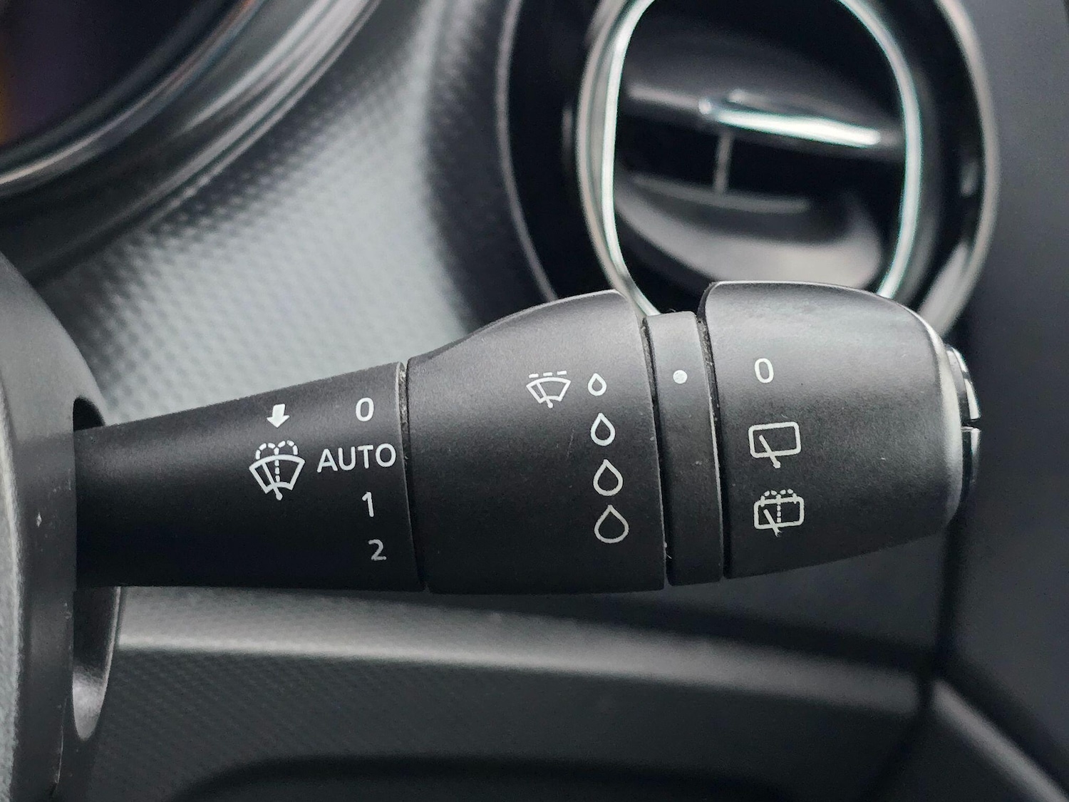 Used Renault Captur 2015 for sale - 77057524: Photo 26