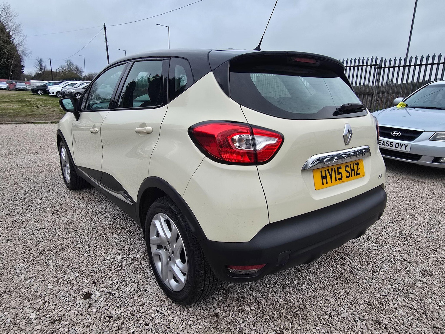 Used Renault Captur 2015 for sale - 77057524: Photo 5