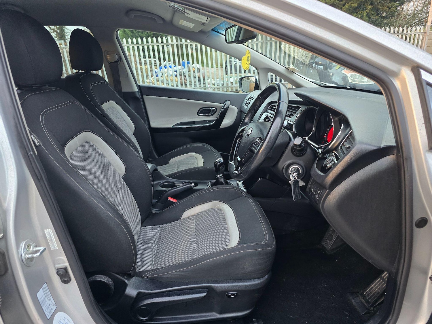 Used Kia Ceed 2015 for sale - 77015757: Photo 11