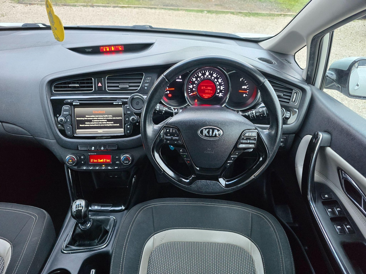 Used Kia Ceed 2015 for sale - 77015757: Photo 17