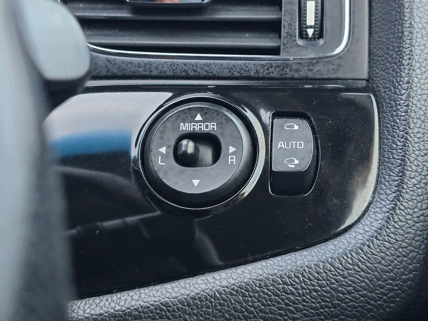 Used Kia Ceed 2015 for sale - 77015757: Photo 26