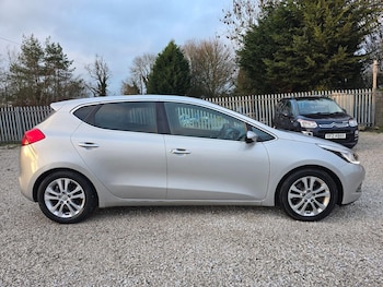 Used Kia Ceed 2015 for sale - 77015757: Photo