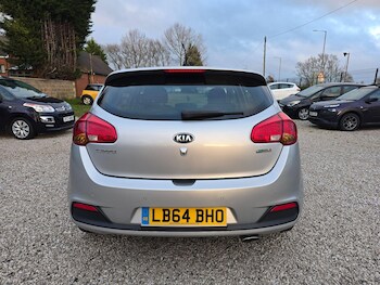 Used Kia Ceed 2015 for sale - 77015757: Photo