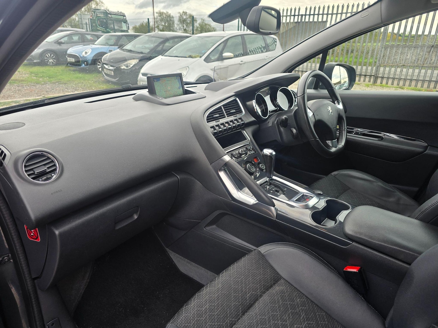 Used Peugeot 3008 2016 for sale - 76377243: Photo 11