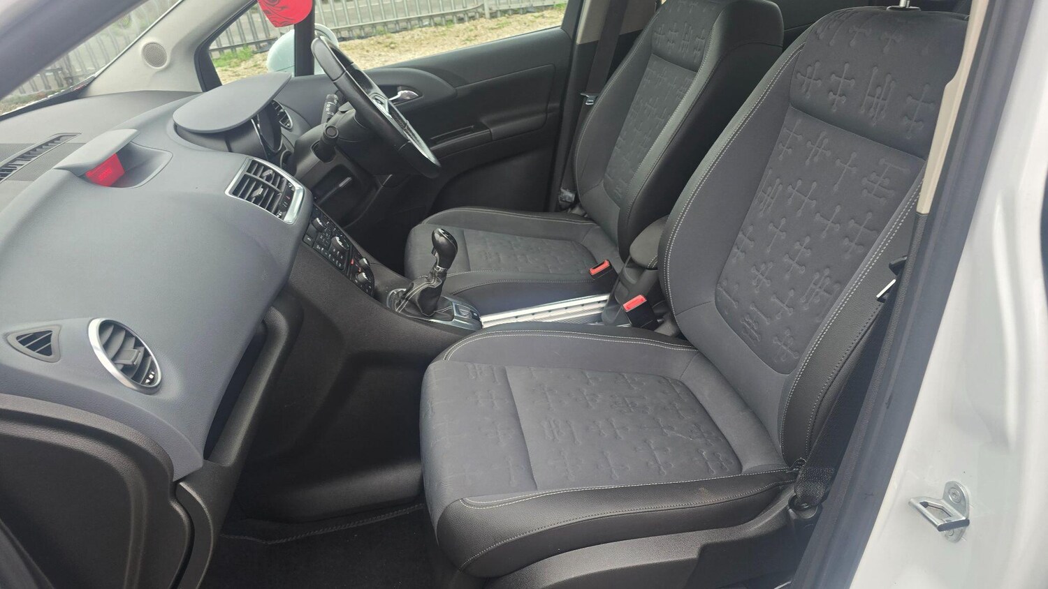 Used Vauxhall Meriva 2014 for sale - 77484114: Photo 17