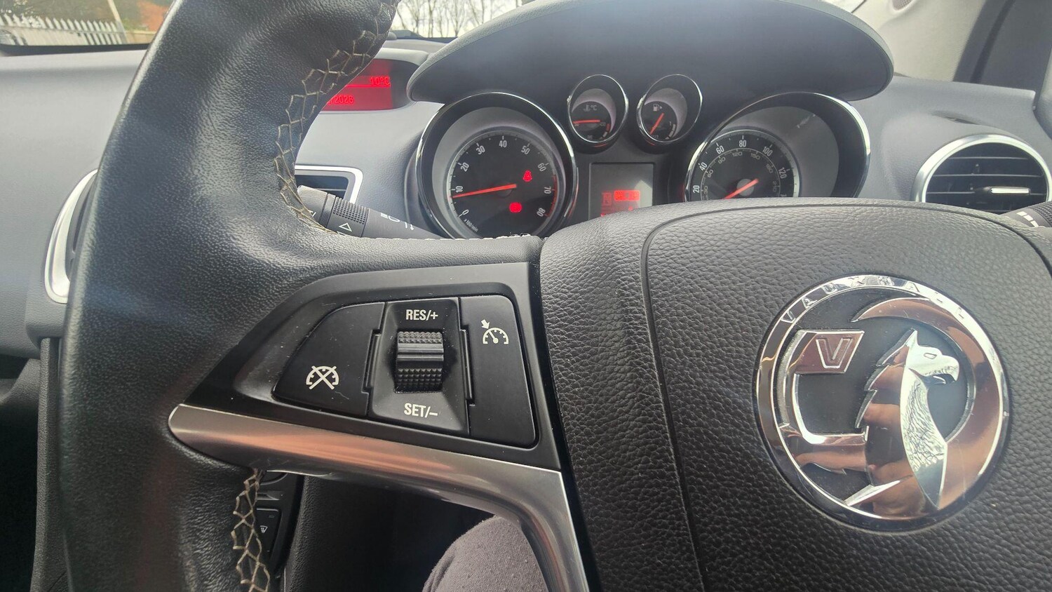 Used Vauxhall Meriva 2014 for sale - 77484114: Photo 24