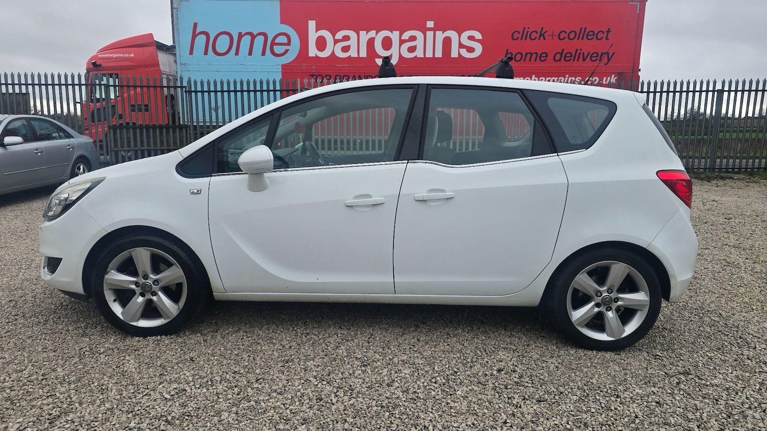 Used Vauxhall Meriva 2014 for sale - 77484114: Photo 6