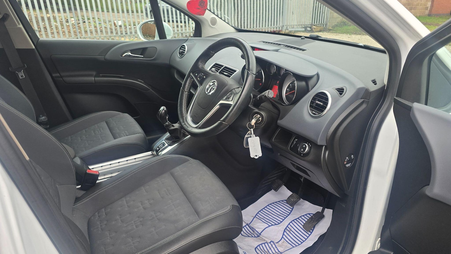 Used Vauxhall Meriva 2014 for sale - 77484114: Photo 9