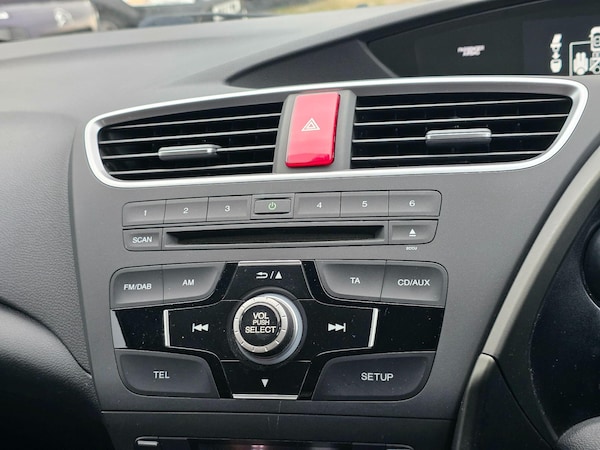 Used Honda Civic 2014 for sale - 76094659: Photo 17