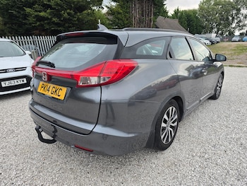Used Honda Civic 2014 for sale - 76094659: Photo 3