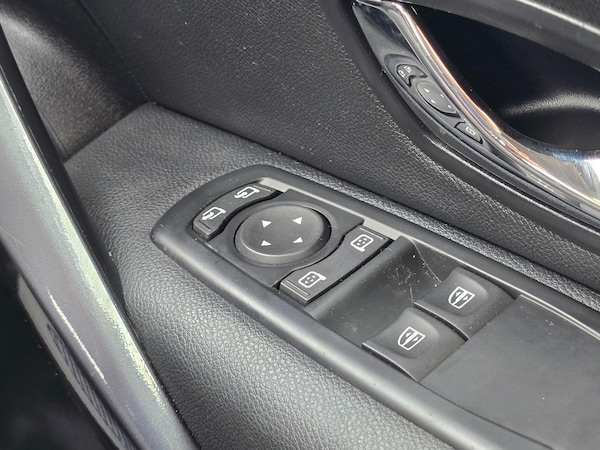 Used Renault Megane 2014 for sale - 75199408: Photo 25