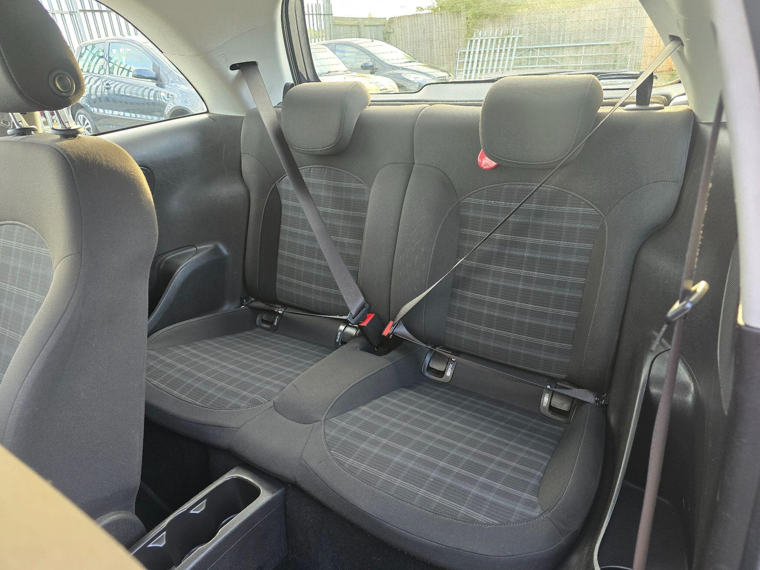 Used Vauxhall ADAM 2015 for sale - 76348968: Photo 15