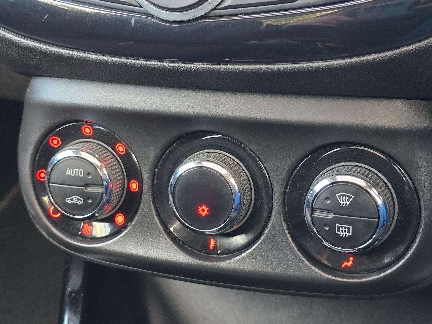 Used Vauxhall ADAM 2015 for sale - 76348968: Photo 21