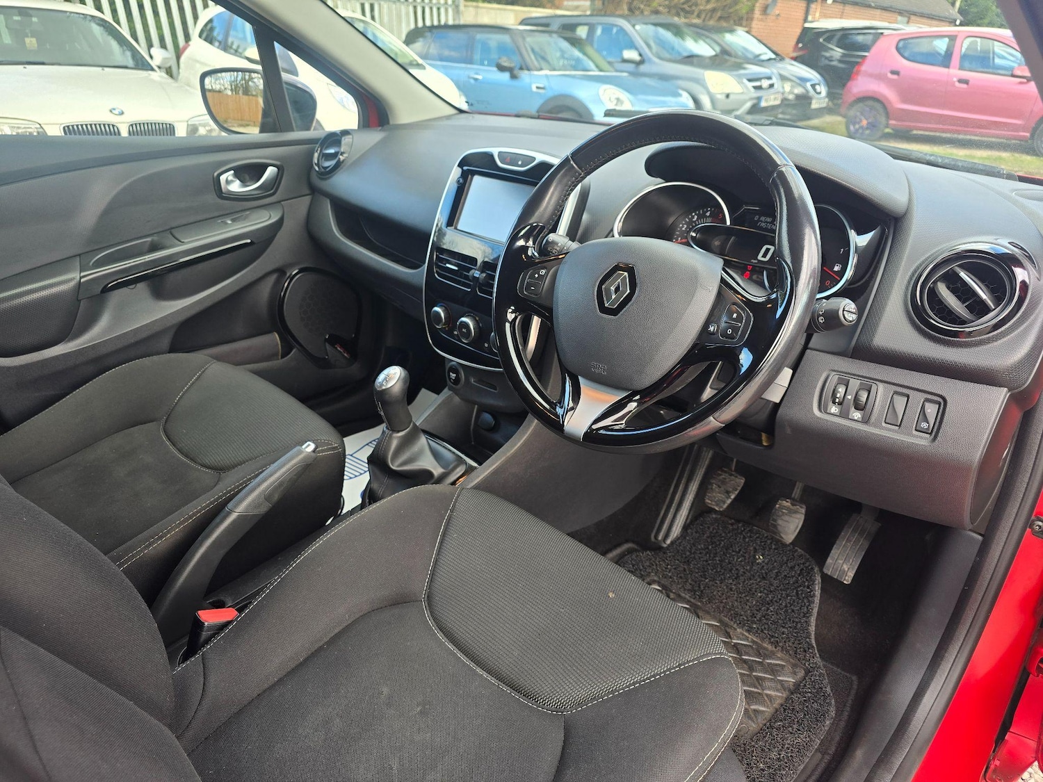 Used Renault Clio 2016 for sale - 77248192: Photo 10
