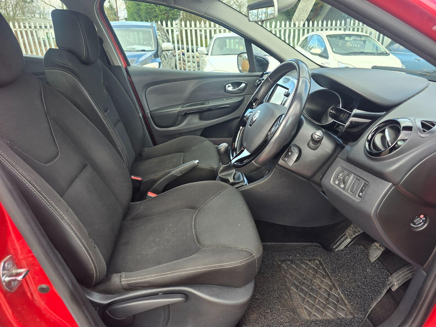 Used Renault Clio 2016 for sale - 77248192: Photo 11