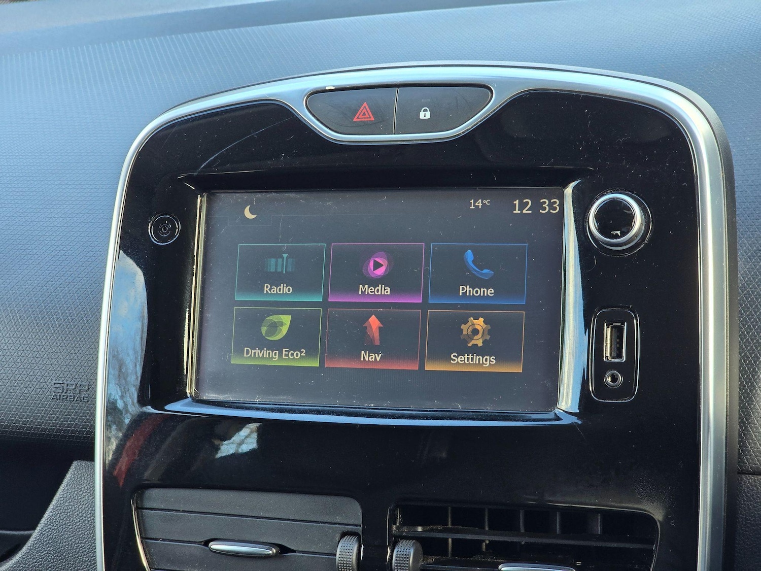 Used Renault Clio 2016 for sale - 77248192: Photo 19