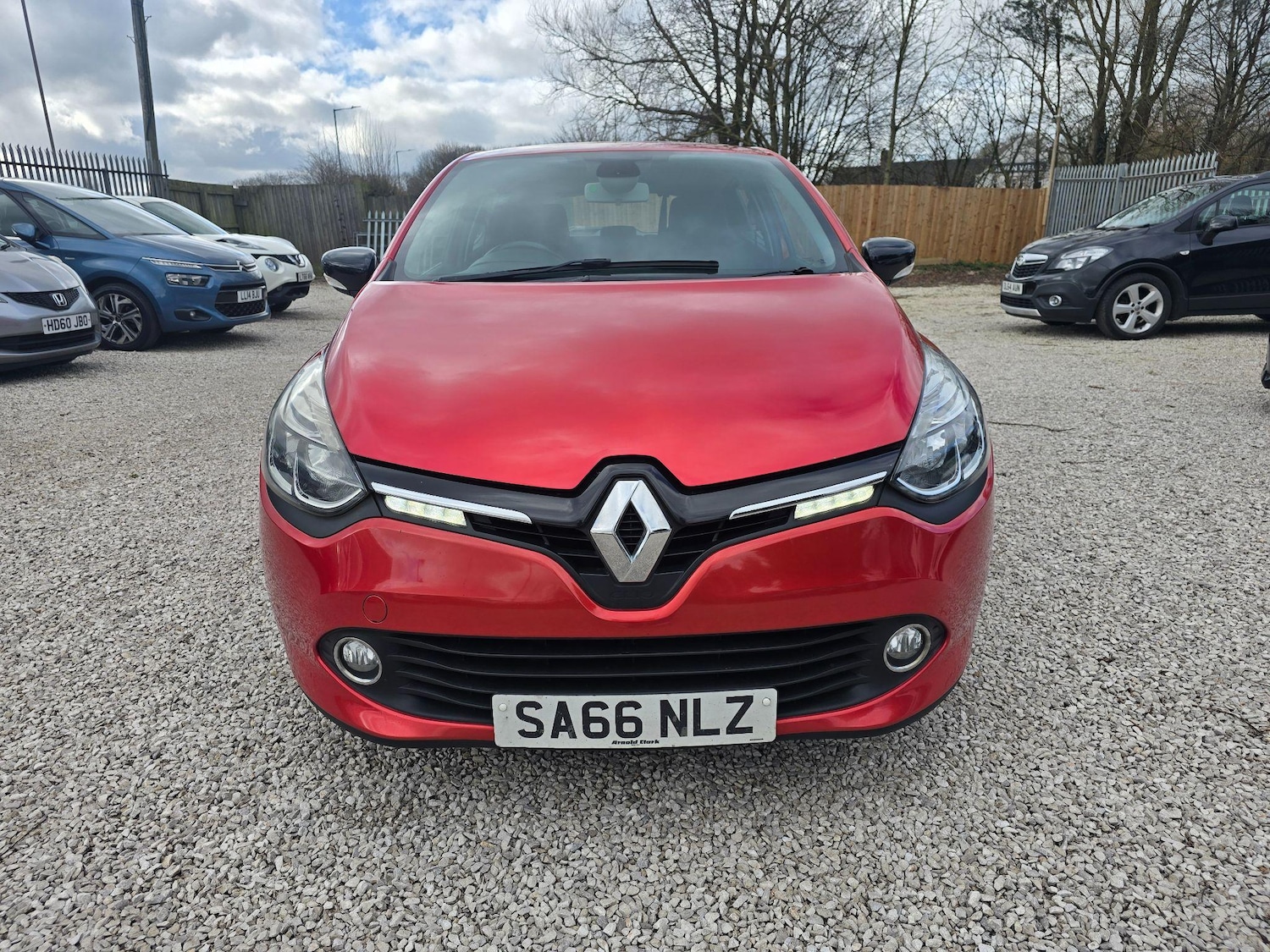 Used Renault Clio 2016 for sale - 77248192: Photo 9