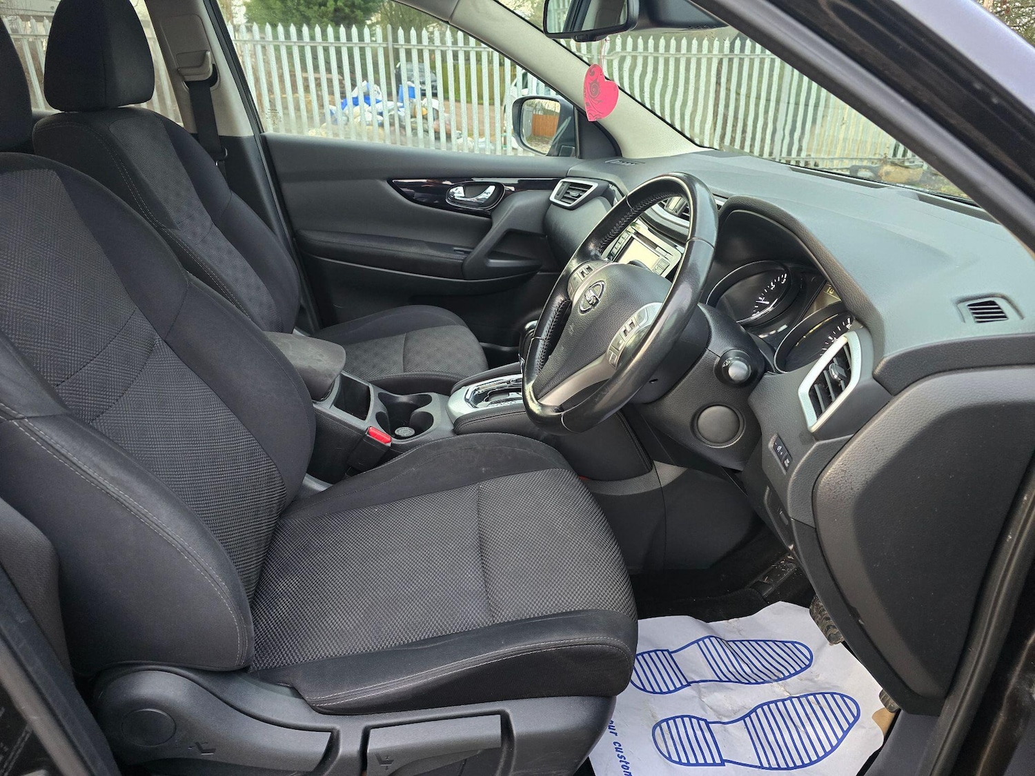 Used Nissan Qashqai 2016 for sale - 77248202: Photo 11