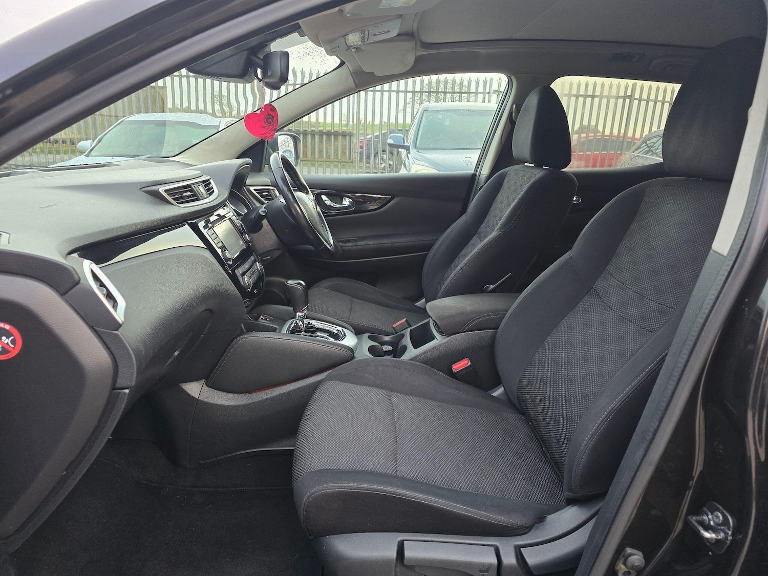 Used Nissan Qashqai 2016 for sale - 77248202: Photo 13