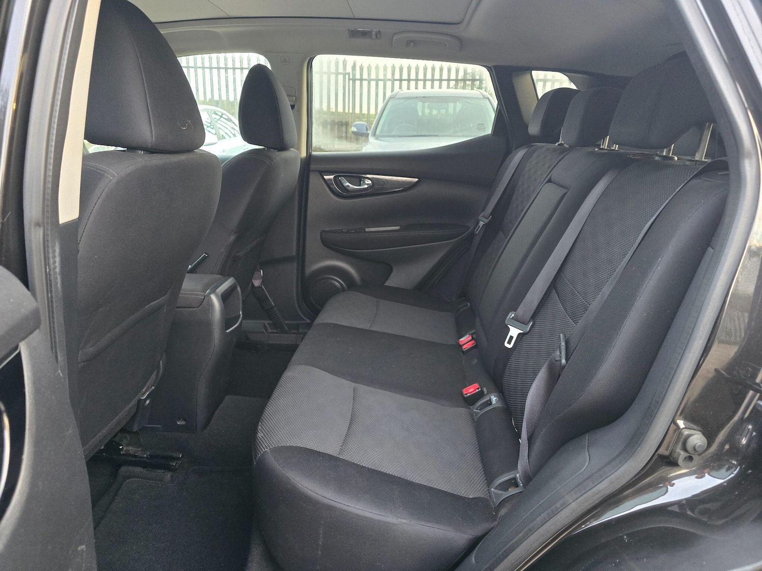 Used Nissan Qashqai 2016 for sale - 77248202: Photo 14